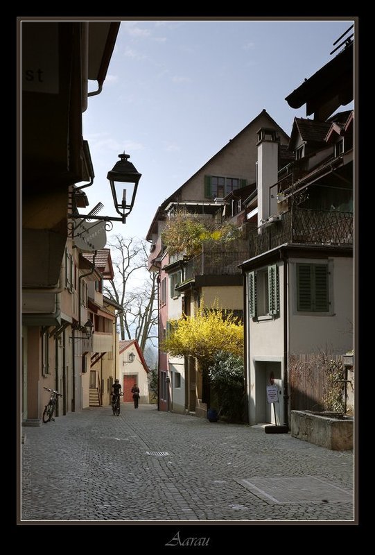 Улочка старого городаphoto preview