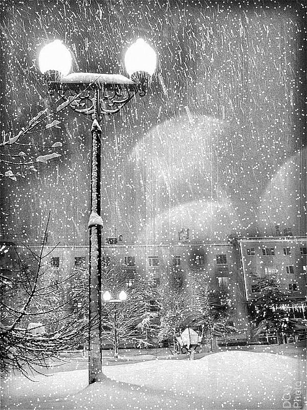 падал прошлогодний снег...photo preview