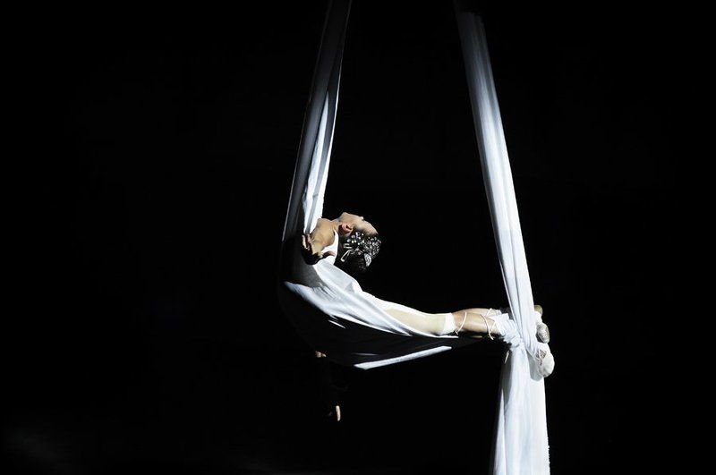 международный фестиваль, шаг на встречу,свет,тень Angelus Dominiphoto preview