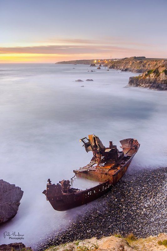 Strandedphoto preview