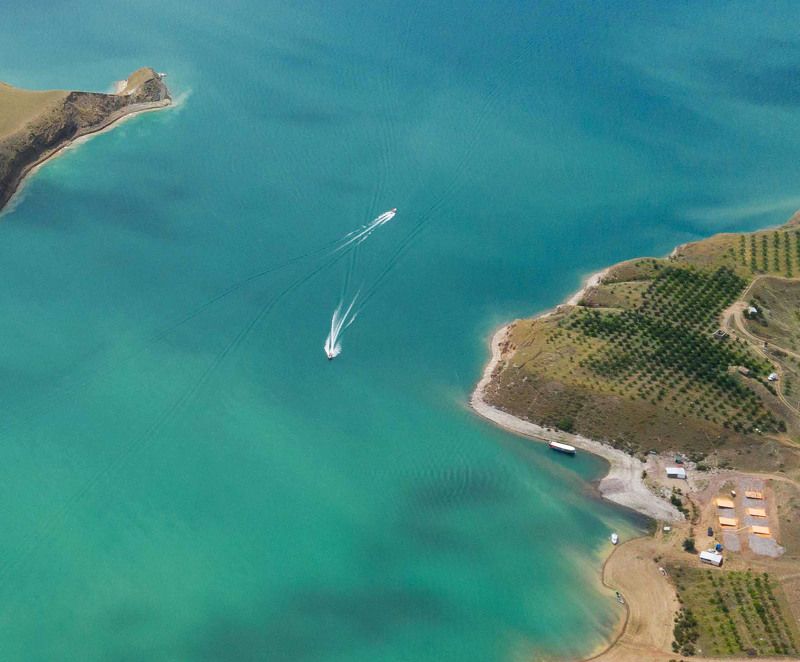 Кавказ, Дагестан, Чиркей, катера На Чиркейском водохранилищеphoto preview