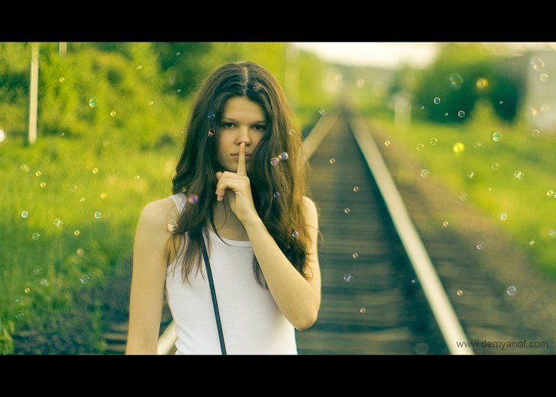 девушка, жд, портрет, мыльные пузри Тишинаphoto preview