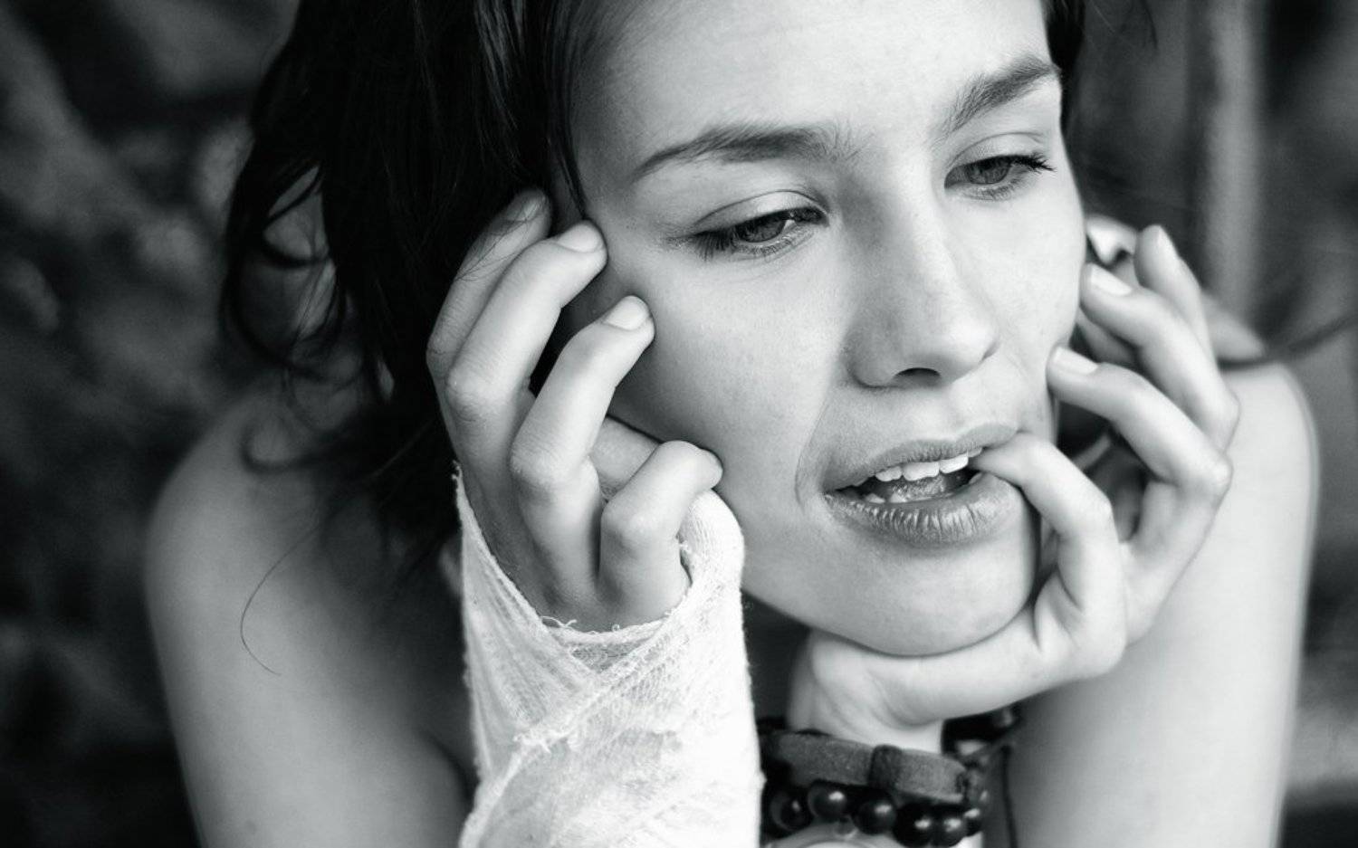 Настасья... Не Филиповна. Автор: Сергей Дужников настя, гипс,, Сергей Дужников