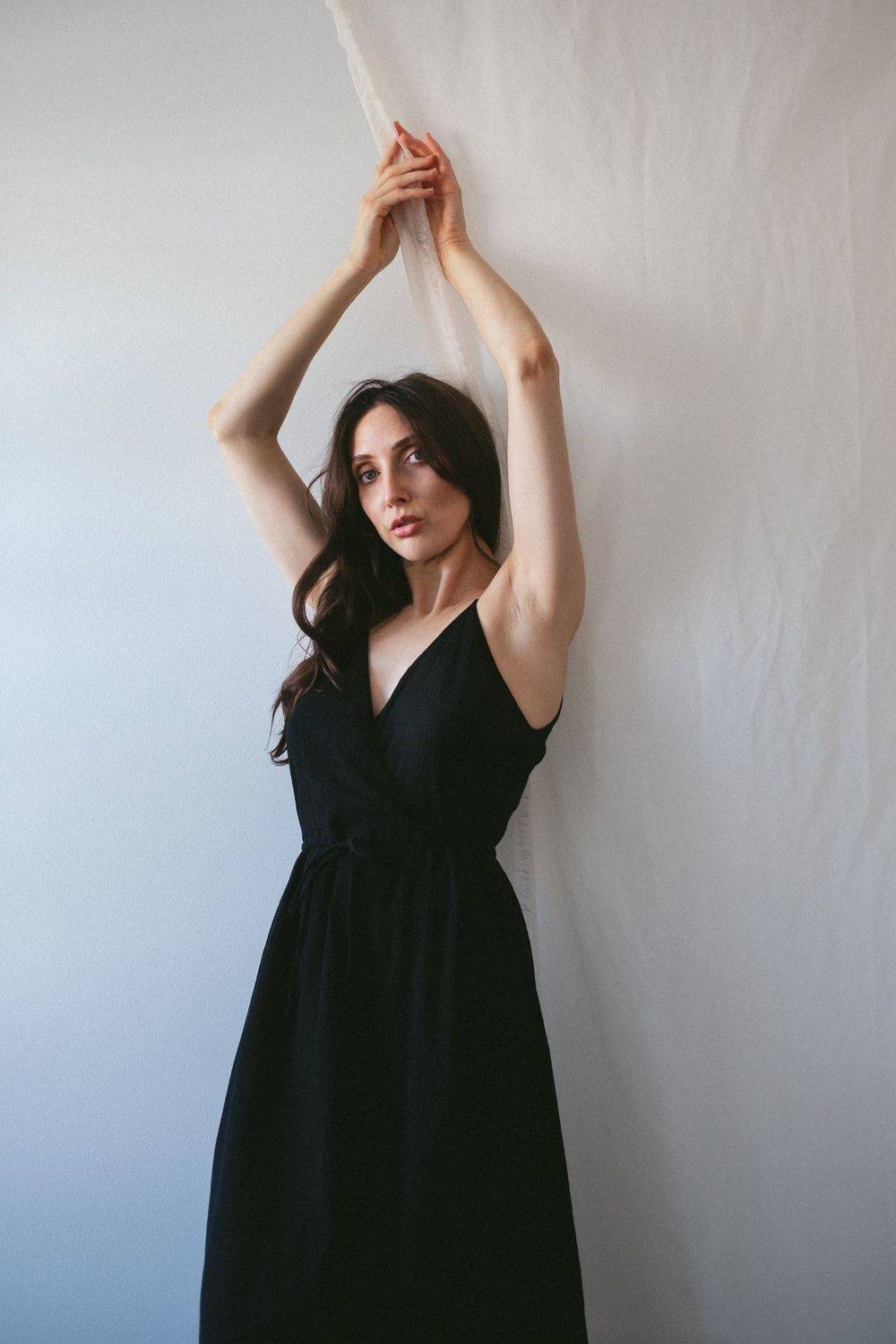 Anoush. Автор: Rozman Erik , Rozman Erik