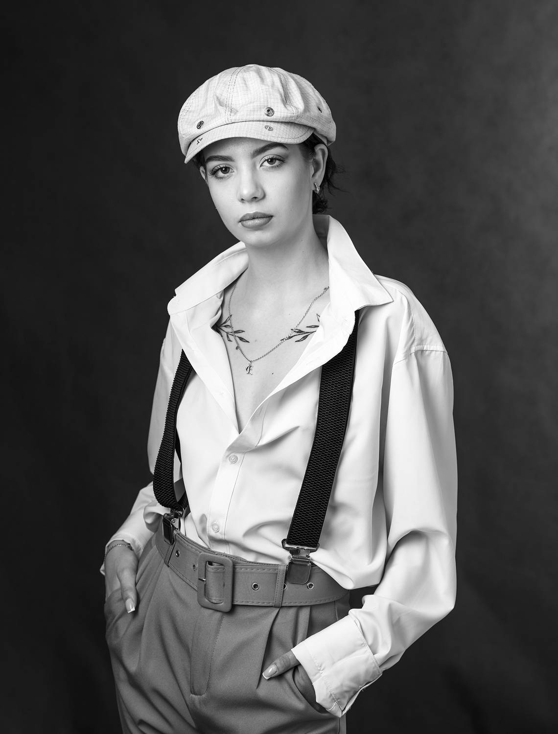 Helen. Автор: БАРДЕНЦЕВ Александр девушка в кепи, БАРДЕНЦЕВ Александр