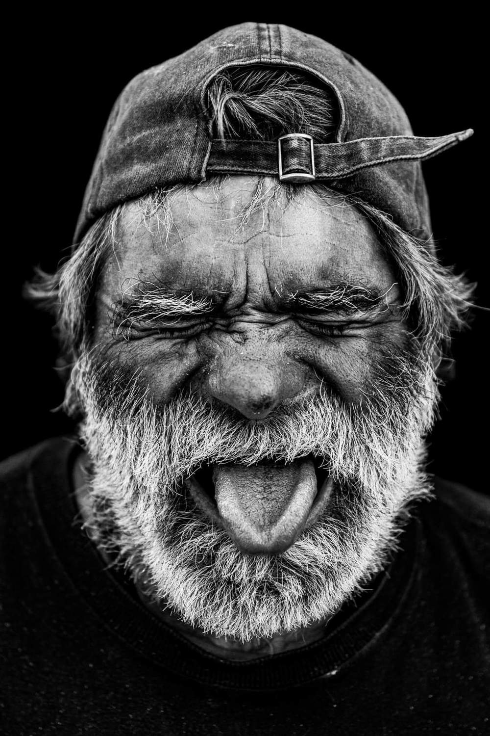 portrait, portraits, male portrait, retrato, retratos, bastian cifuentes araya, periodistafurioso, black and white, black & white, blanco y negro, human, homeless, situacion de calle, in-visibles, invisibles,, Basti&aacute;n Cifuentes Araya