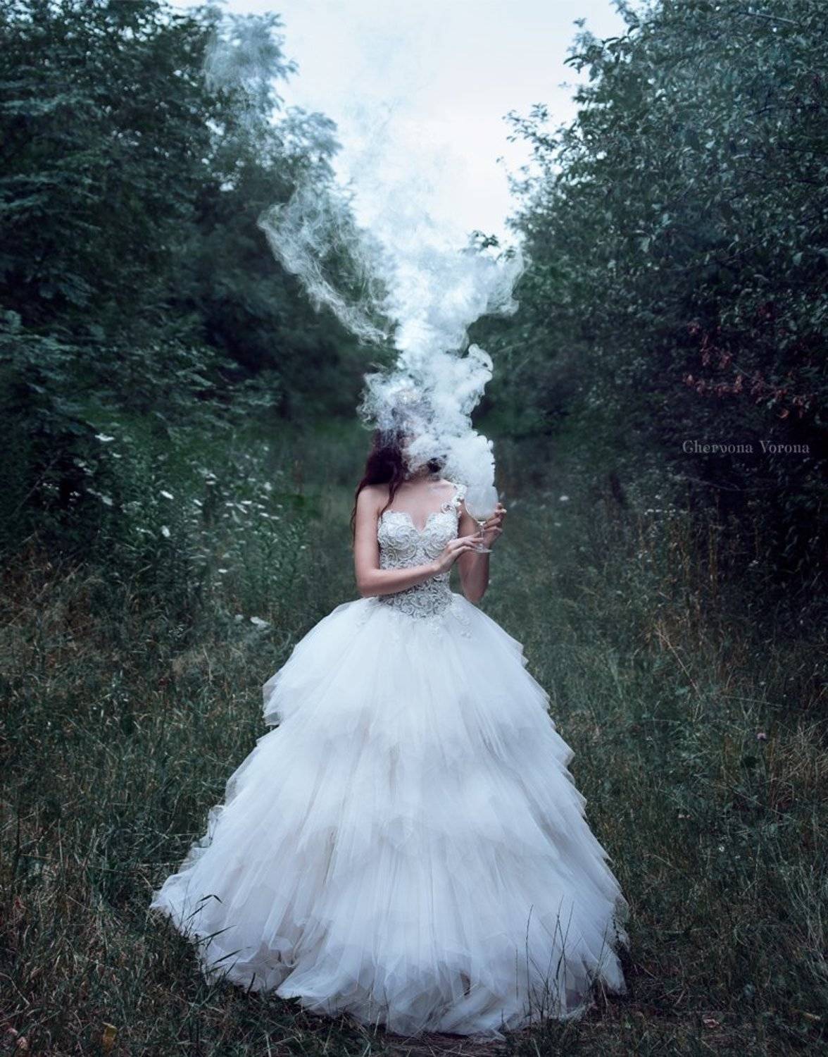 Тайна. Автор: Дарья Яковенко тайна, mistery, загадка, дым, smoke, forest, wood, лес, Дарья Яковенко