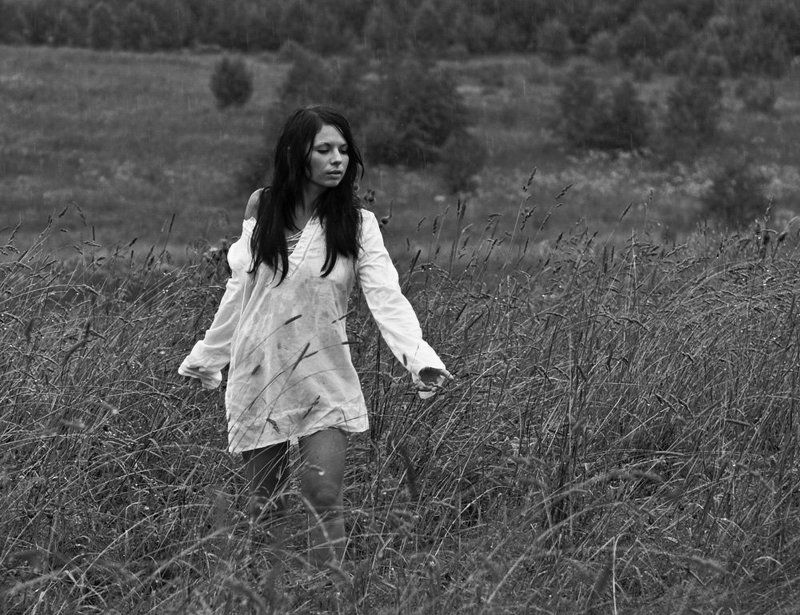 Где найти ту дорогу к счастью,  что не даст нам познать печаль?photo preview