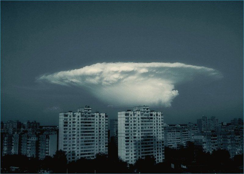 город,бум,взрыв,репортаж,пейзаж бумphoto preview