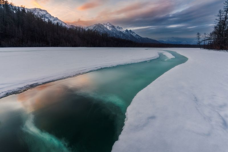 Чарская пустыня, Чара, пейзаж, mountains, Кодар, наледь, горы, Забайкалье, лед, река, landscape, desert Закат на Наледи у хребта Кодарphoto preview
