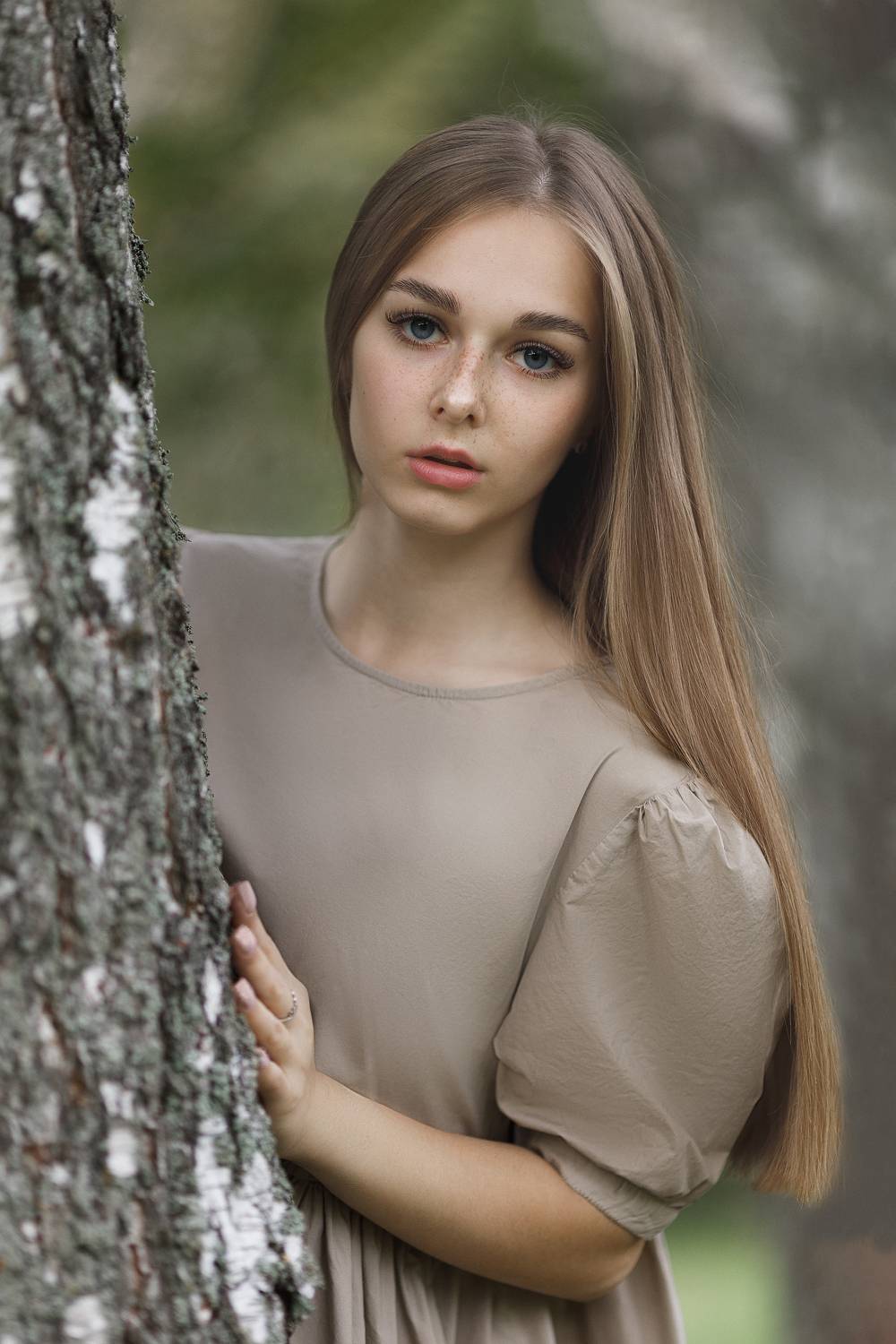 Вика. Автор: Ведмеденко Оксана романтика, красивая, нежная, девушка, взгляд, лицо, жанр, длинные волосы, синие глаза, Ведмеденко Оксана