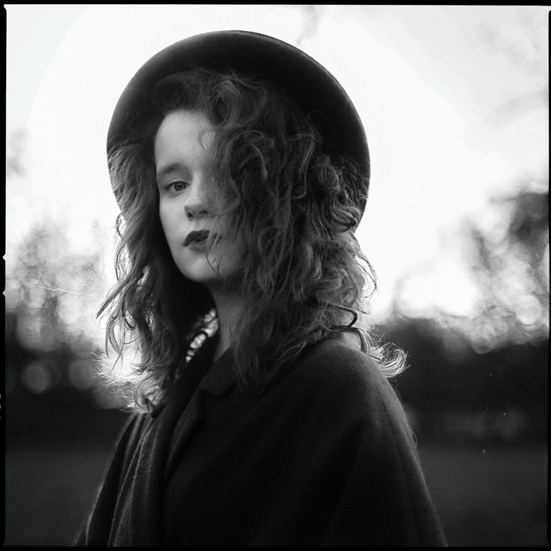 портрет, женский портрет, женская красота, девушка, чб, чернобелое, гламур, модель, model, glamur, portrait, bw, black and white photo preview