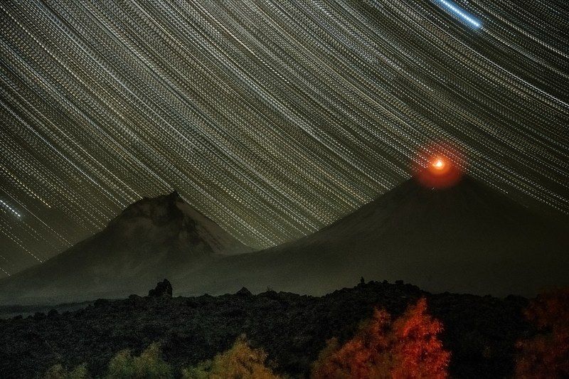 Звёзды над Ключевской сопкойphoto preview