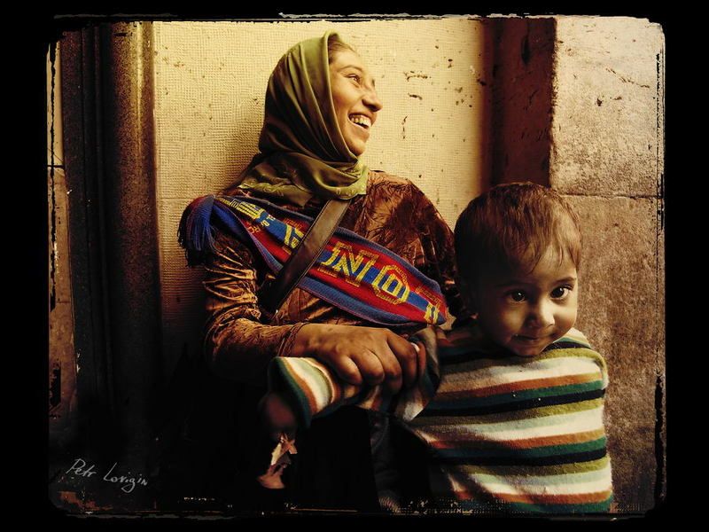 Нищенка в шарфе \