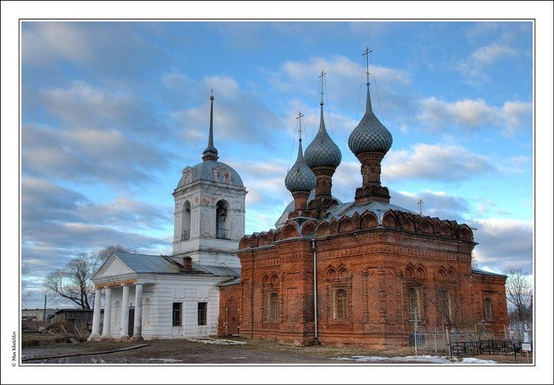 воскресенско-никольский, храм, в, комплексе, с, усыпальницей, преподобного, паисия... Воскресенско-Никольский храм в комплексе с усыпальницей преподобного Паисия...photo preview