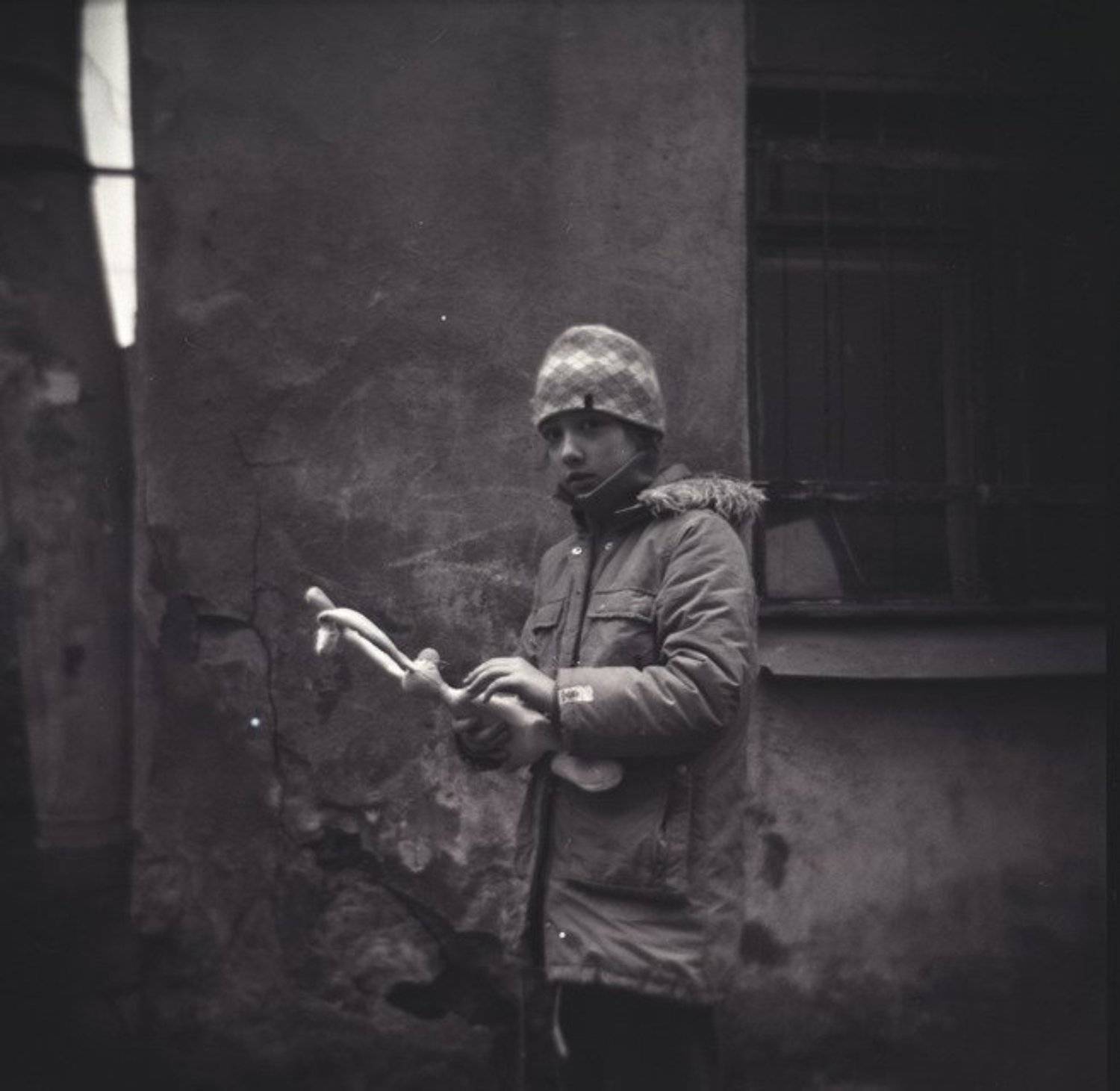 дети дворов-колодцев. Автор: Тайлер Дёрден holga,хольга, Тайлер Дёрден