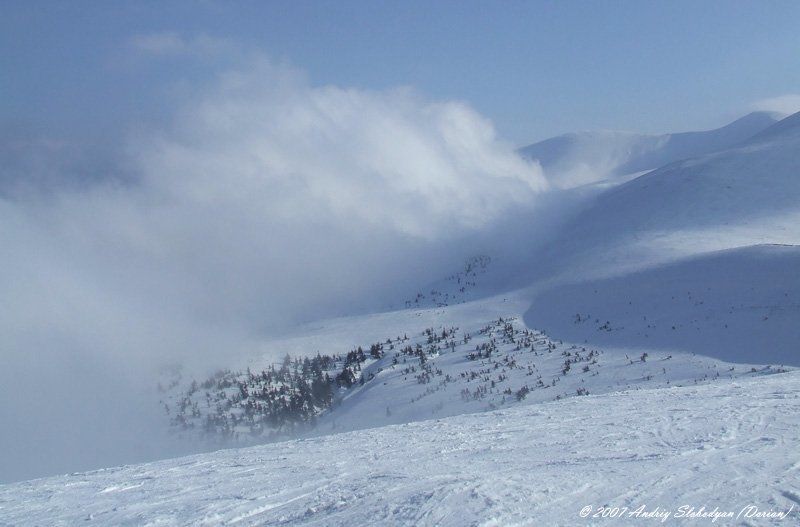 драгобрат, горы, карпаты, снег, тучи, облака, лыжи, небеса, туман, украина Урочище Драгобрат - снежный райphoto preview