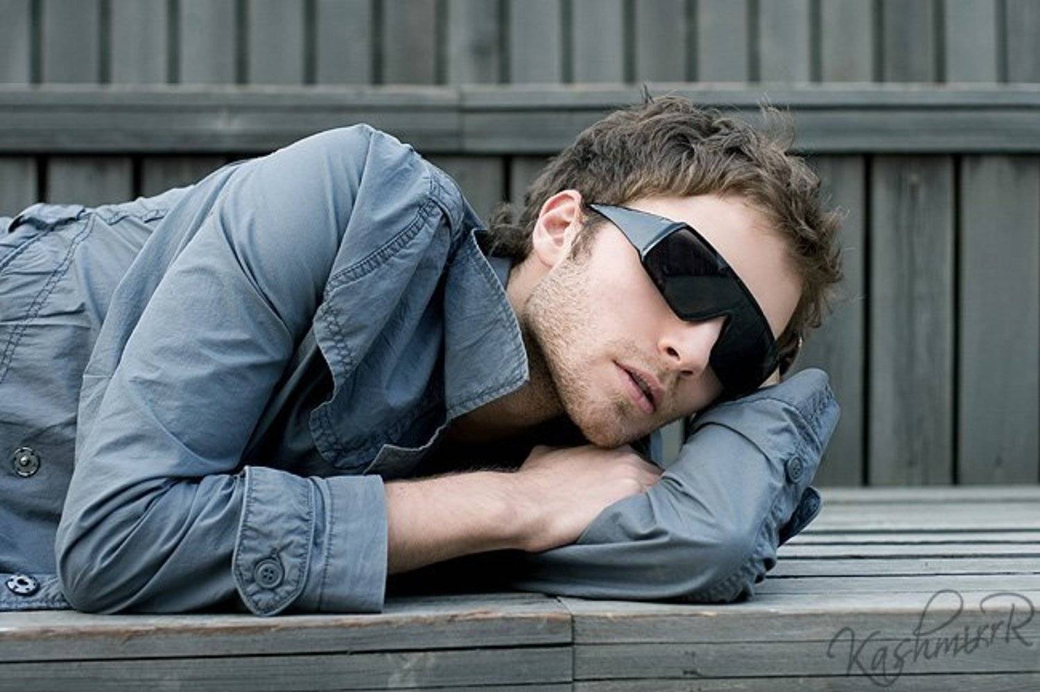 E.. Автор: KashmirrR , KashmirrR