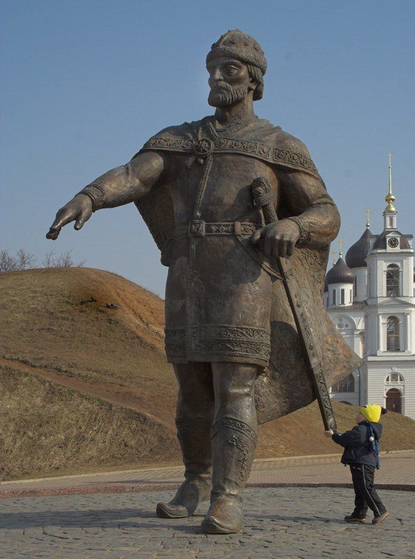 тяжелый, наверно! давай помогу! photo preview