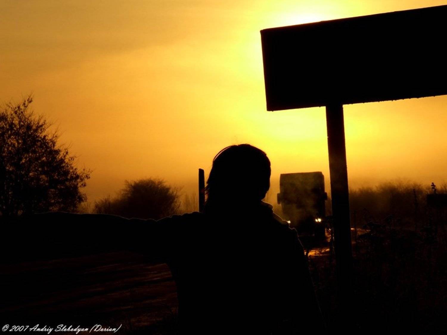 Автостоп. Автор: Андрій Слободян (Dorian) дорога, туман, девушка, автомобиль, Андрій Слободян (Dorian)