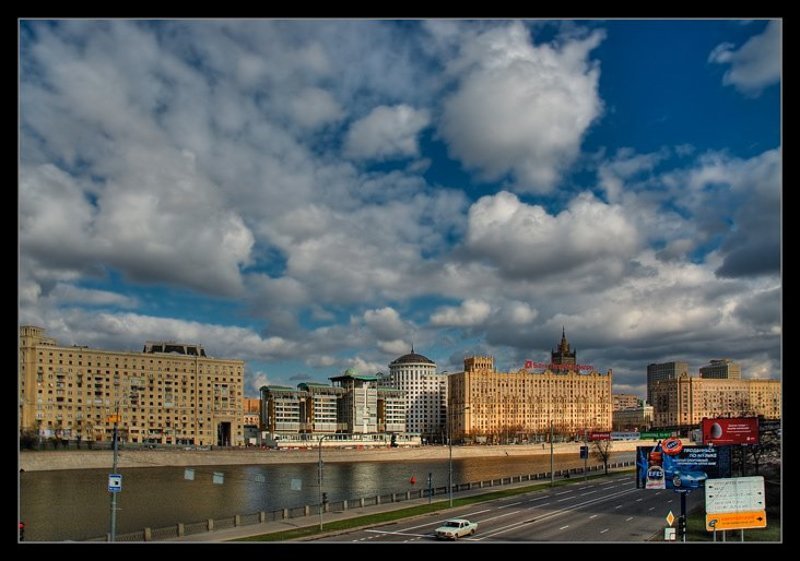 москва, набережная photo preview