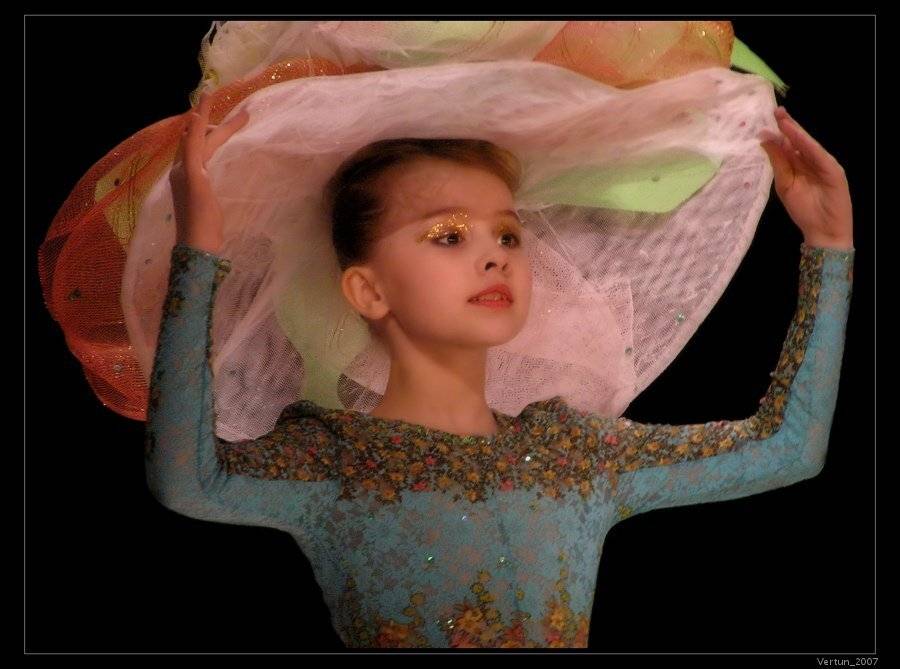 "Цветок жизни". Автор: Игорь Глушко девочка танец цветок, Игорь Глушко