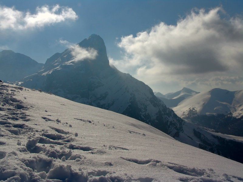 вершина которая все ещё впереди photo preview