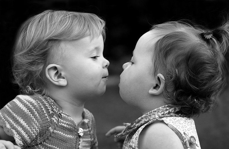 Знакомствоphoto preview