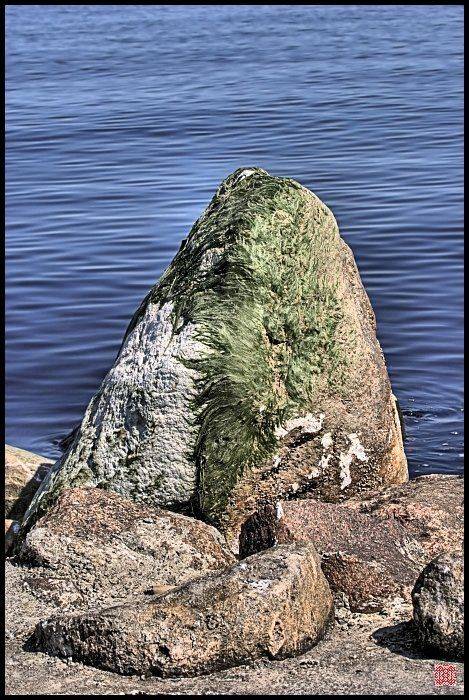 рижский мол, Cairns