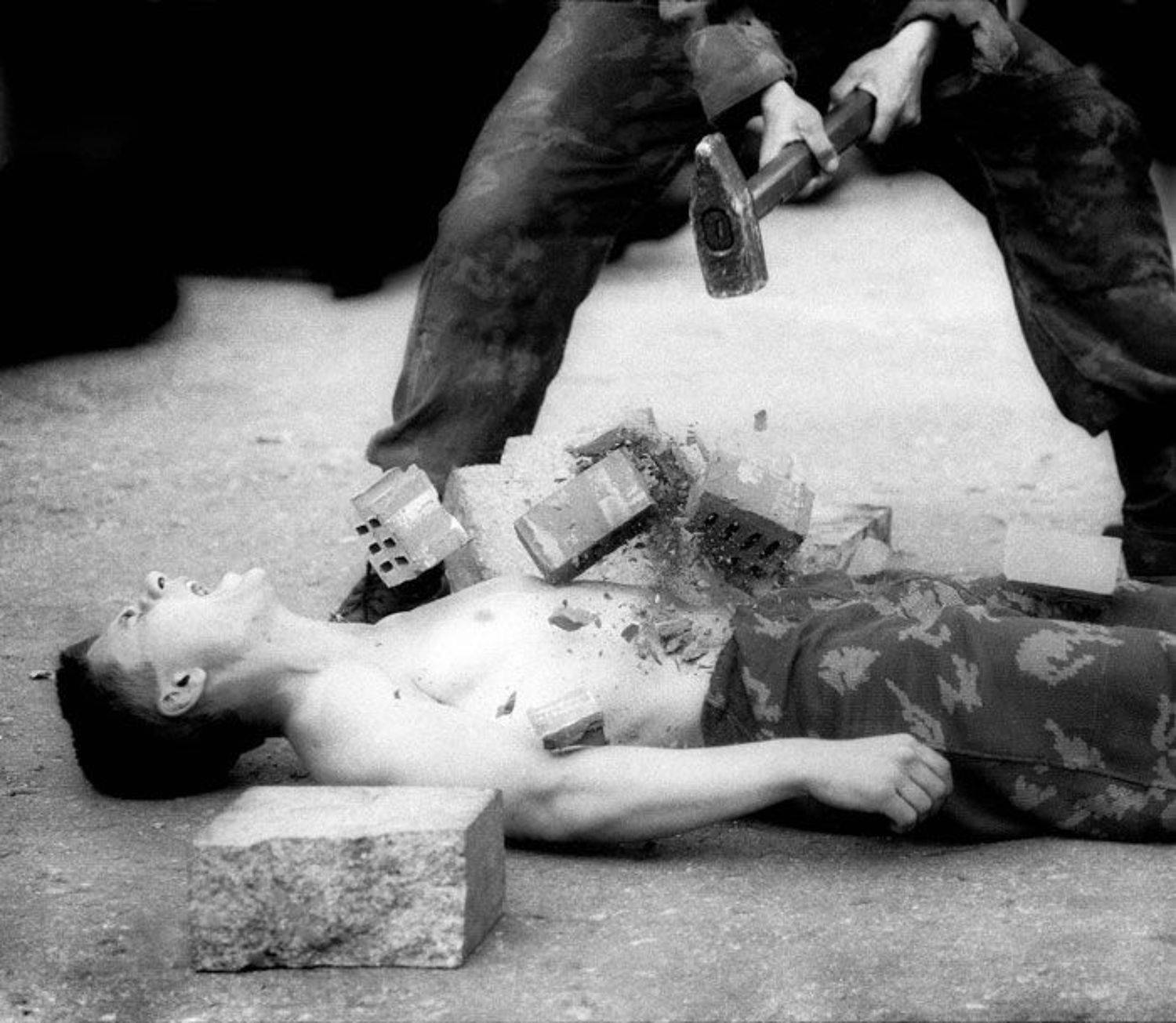 ARMY. Автор: Vladimir BAZAN солдат,кувалда, Vladimir BAZAN