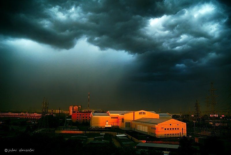 москва,1 июня,гроза,тучи,небо,тушино Москва, Тушино,пт, 1 июня, 5:30photo preview