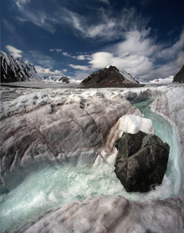 ПРО КАМУШЕК В РУЧЕЙКЕ...photo preview