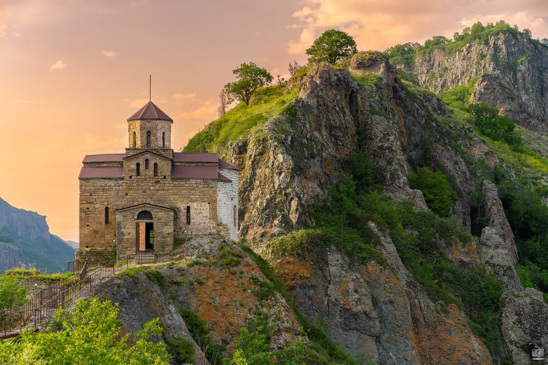 Шоаниский храм 10 векphoto preview