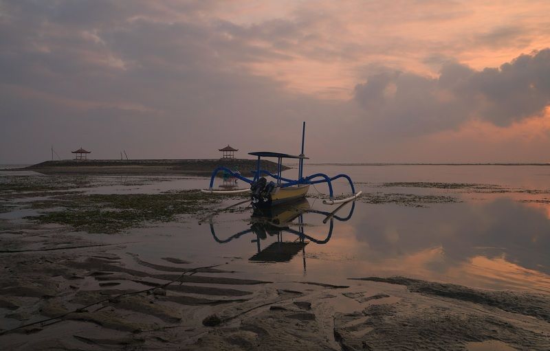 dawn, sunrise, shore, sea, ocean, sky, horizon, boat, color, light, reflection, landscape, nature, morning, bright, jukung, low tide Morningphoto preview