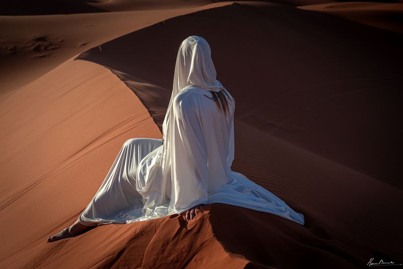 morocco, sahara, desert, dune, dunes, sand Lady of the desertphoto preview