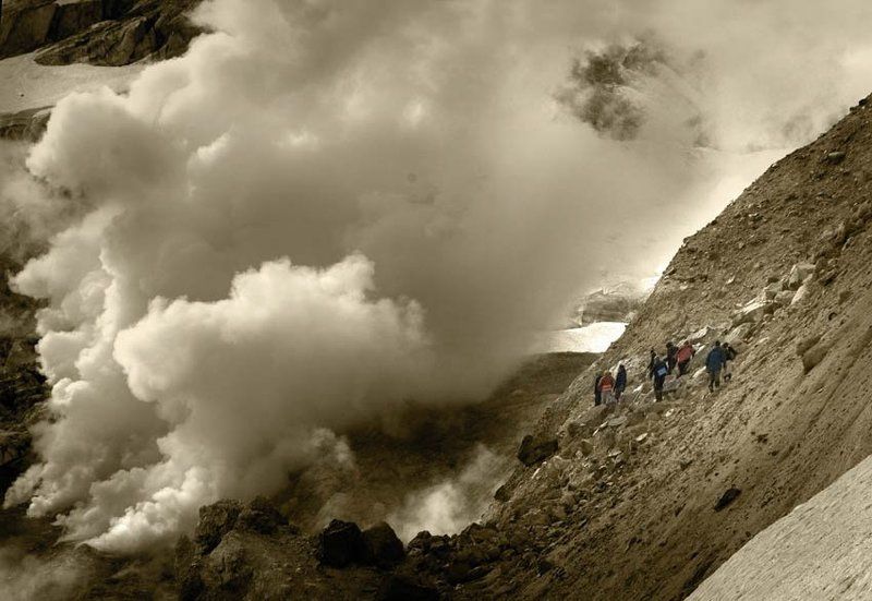 камчатка, фумаролы, горы, поход, мутновский вулкан Зайти к Вулкану в гости...photo preview