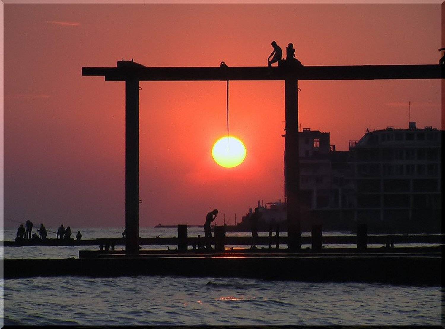 солнце, лампочка, Вячеслав Потёмкин