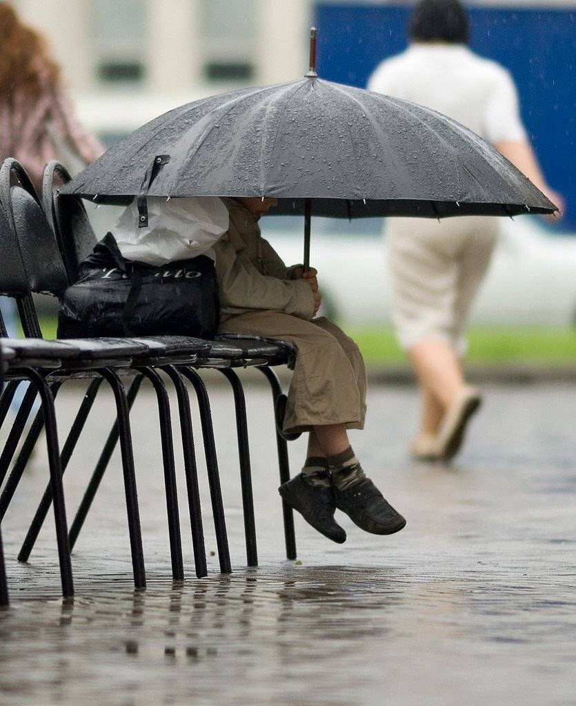 дождь,зонтик, мальчик,одиночество, ввц, rnr