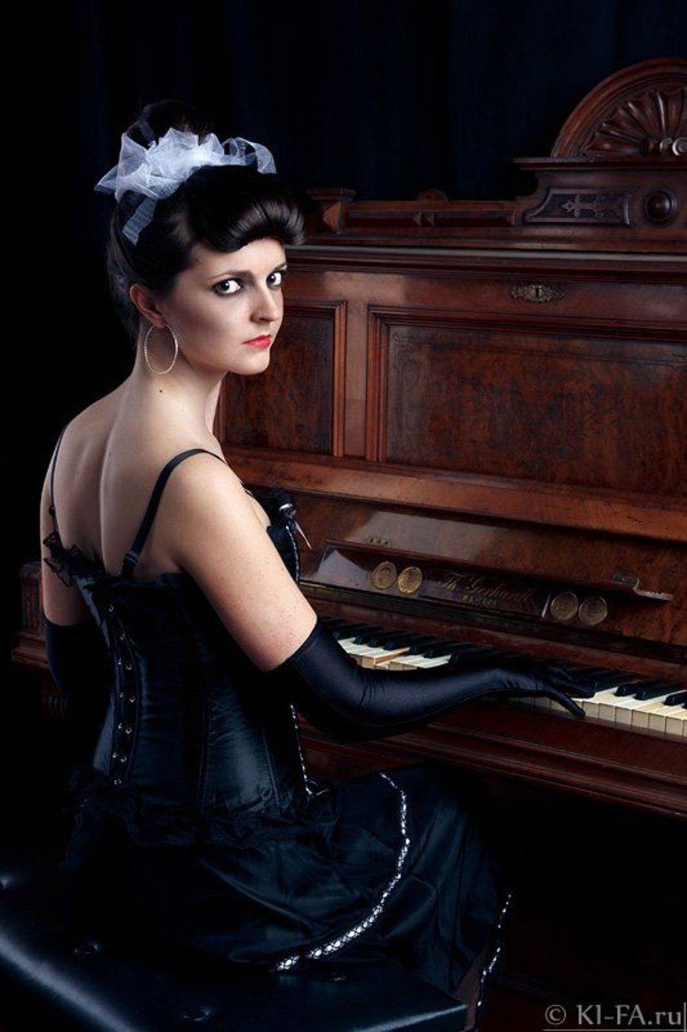 В чёрном 2. Автор: KI-FA.ru , KI-FA.ru