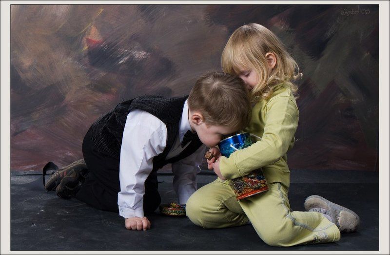 дети Угощайся!photo preview