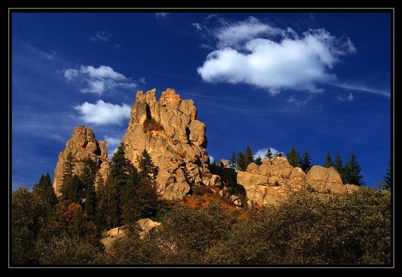 скалы, лес, облака, осень ***photo preview