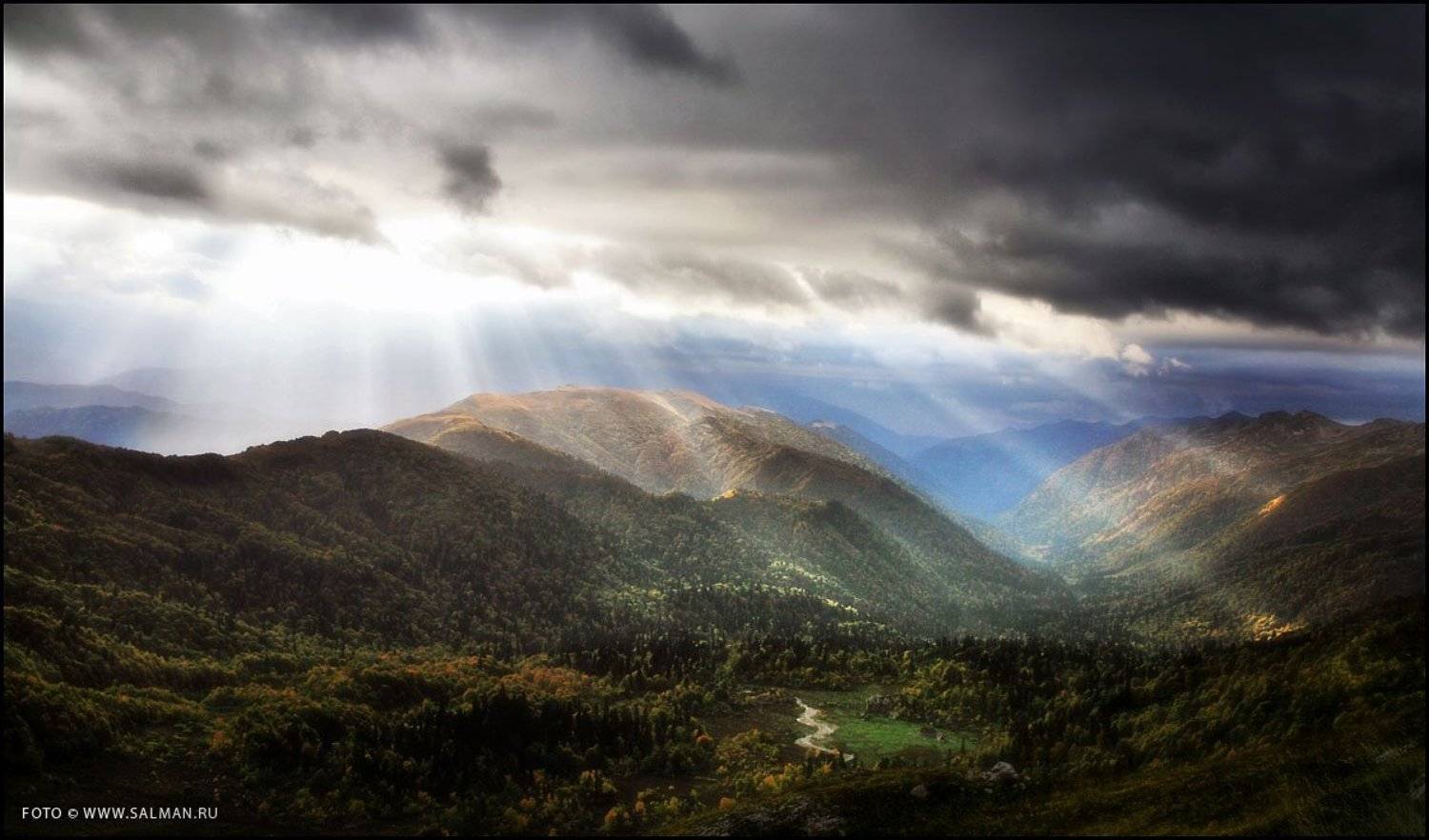 Восход в горах. Автор: salman кавказ, фишт, приют, горы, восход,, salman