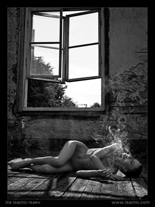 isachic [ to give up the spirit ]photo preview