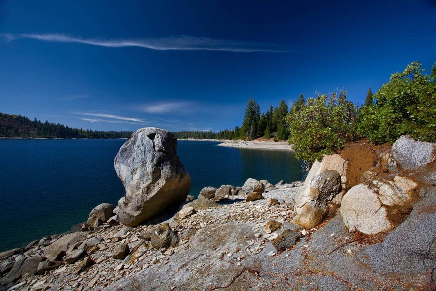 Горное озеро (Сьерра-Невада). Автор: dimmm , dimmm