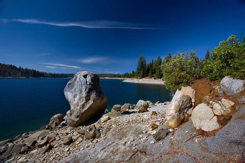 Горное озеро (Сьерра-Невада)photo preview