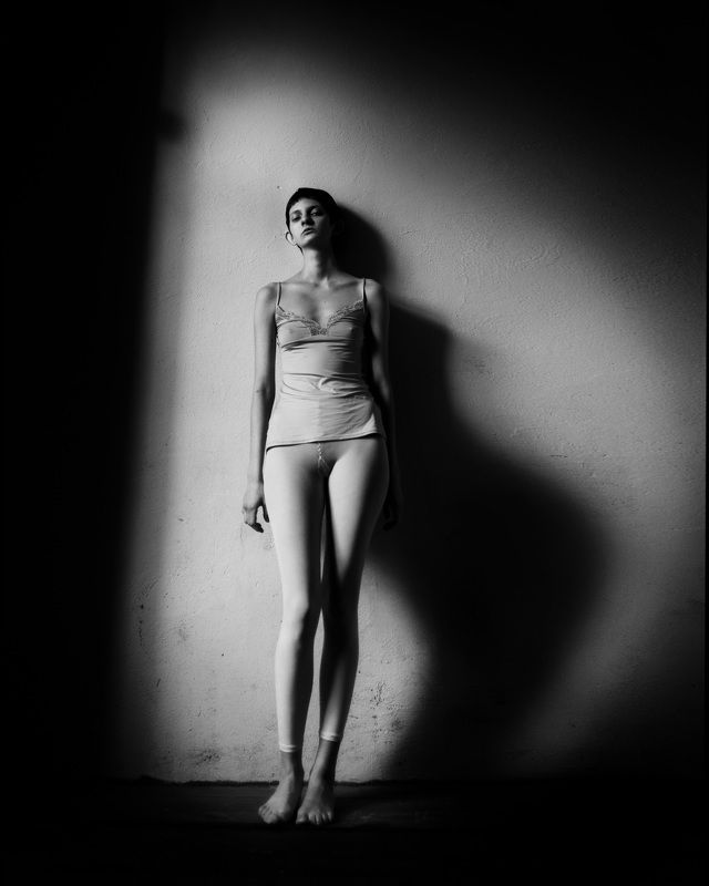 портрет, женский портрет, женская красота, девушка, чб, чернобелое, гламур, модель, model, glamur, portrait, bw, black and white photo preview