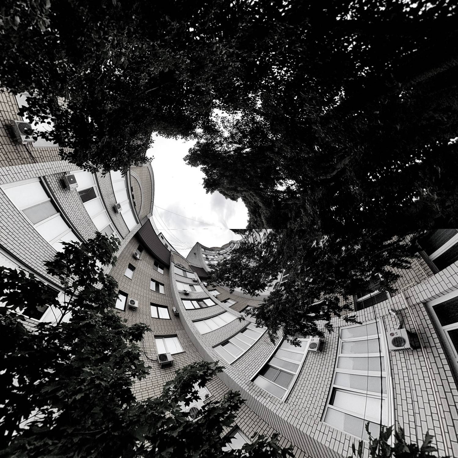 house, b&w, Karina Yakovleva