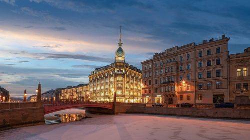 Дом у Красного моста