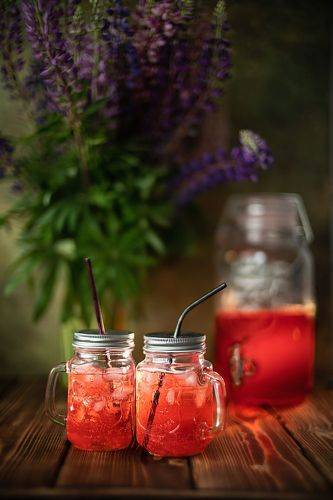 Лето, жара, люпины и лимонад