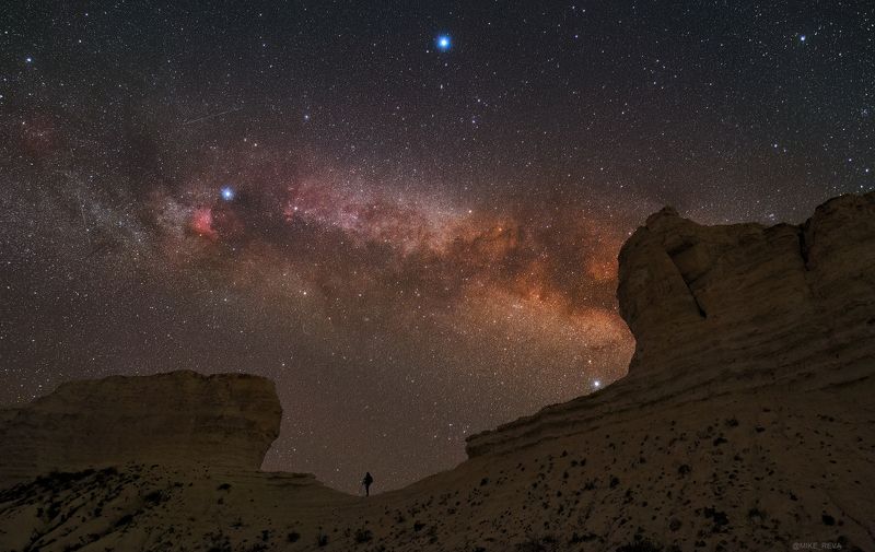 На фоне вечностиphoto preview